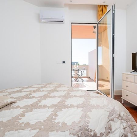 Perla Marina Sea View Apartment カターニア エクステリア 写真