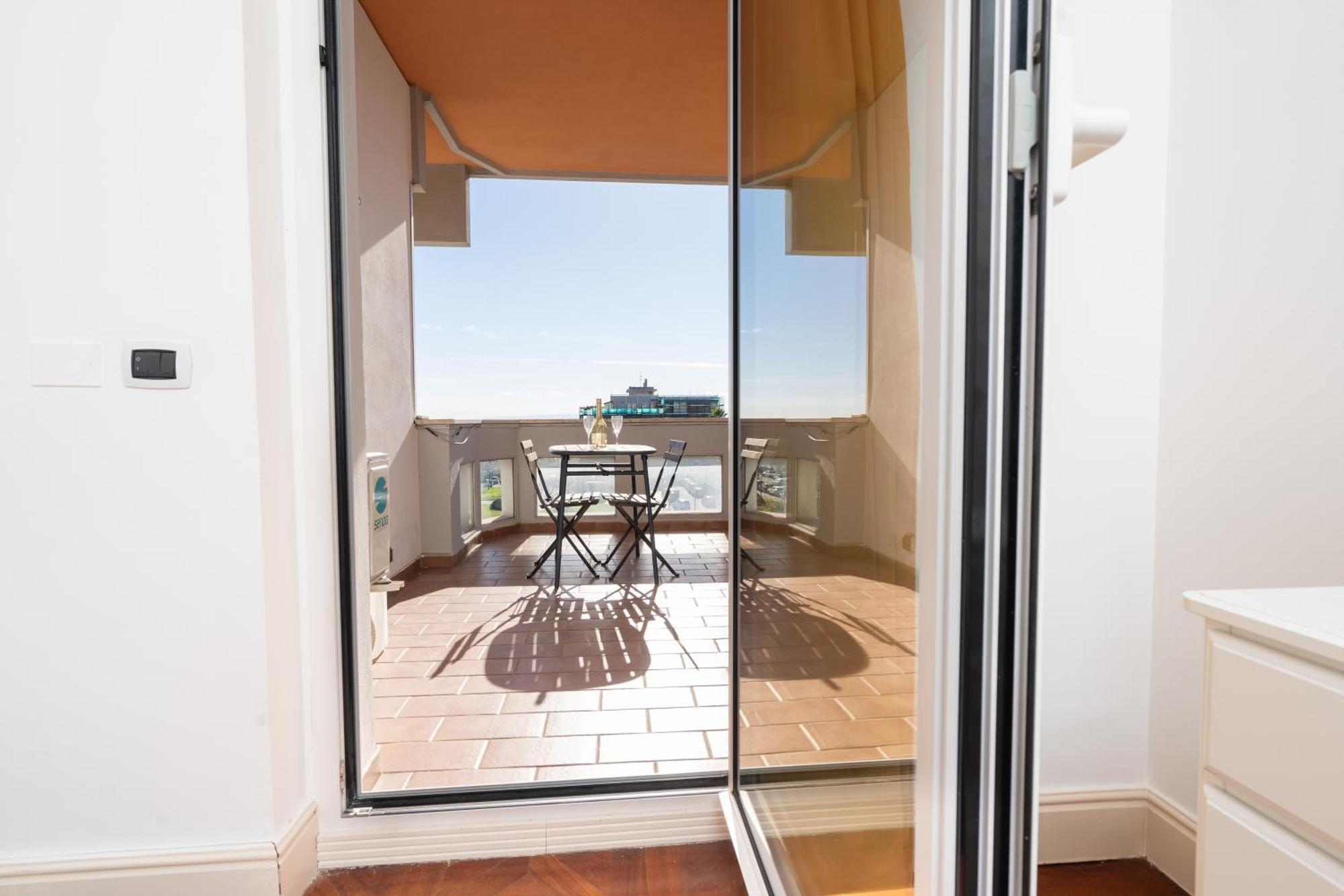 Perla Marina Sea View Apartment カターニア エクステリア 写真